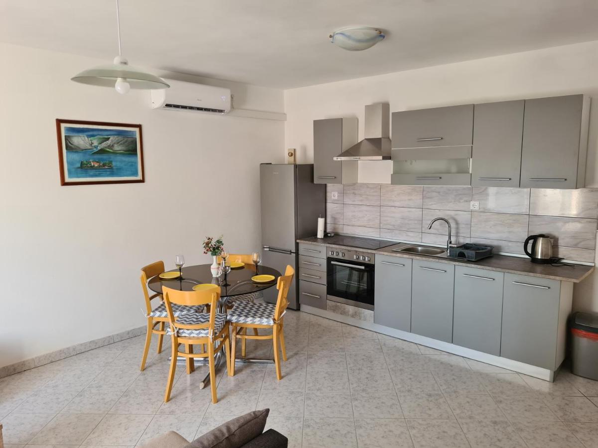 Holiday Home Nena เดอร์นิช ภายนอก รูปภาพ